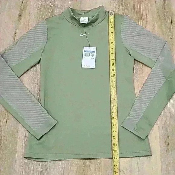 Nike womens long sleeve training shirt green and beige - Picture 1 of 2